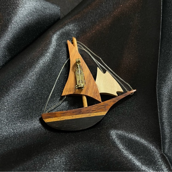 New! ☆ Balinese Handmade Sailship Pin For Bags, Clothes, Etc.! - Picture 6 of 10